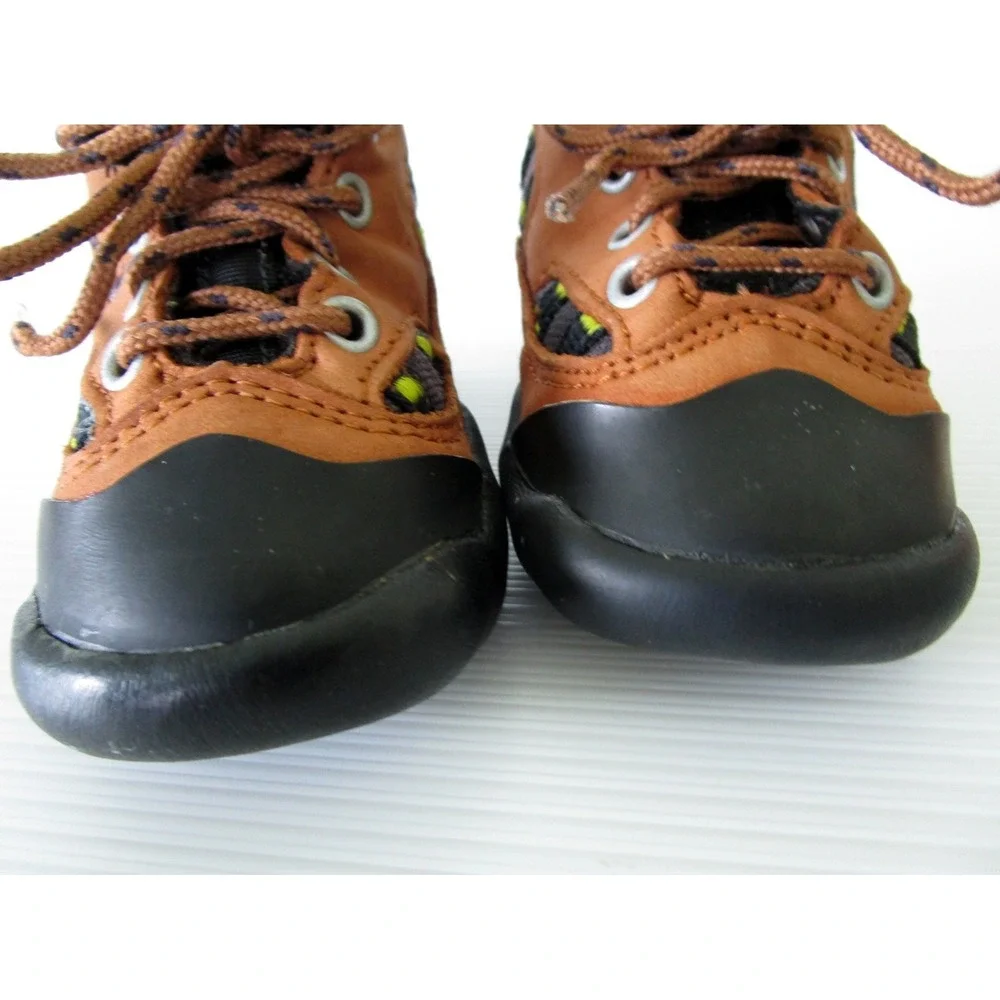 Nike Vintage Todler Boy Brown Sneaker Shoes Size 4 HTF